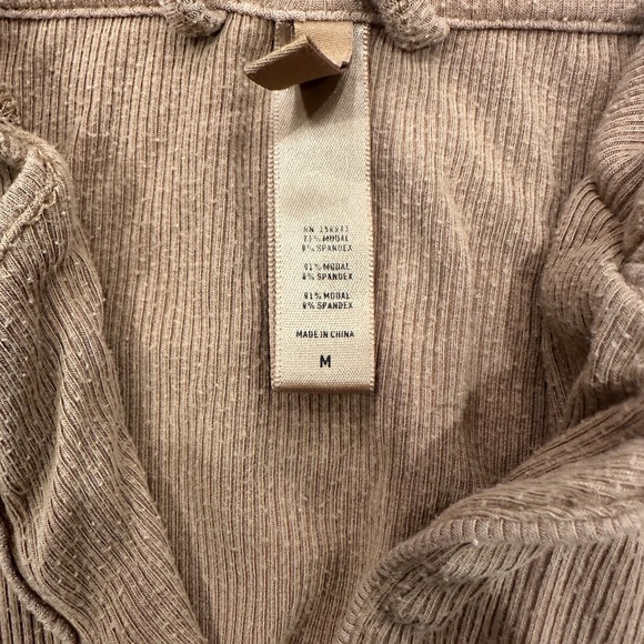 Skims Brown Button-Up Pajama Set - Picture 3 of 3